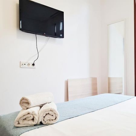 Pension Yoldi San Sebastian Bagian luar foto
